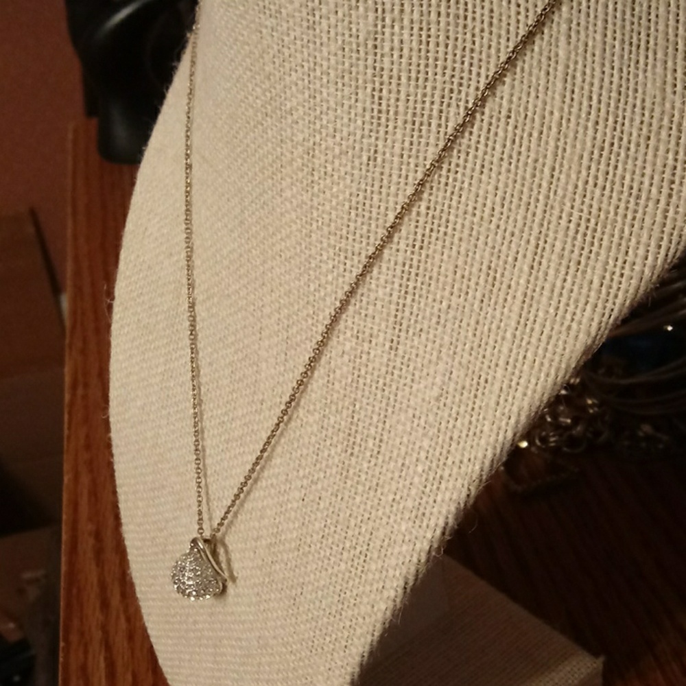 Jc penny sterling kiss necklace - Picture 3 of 4